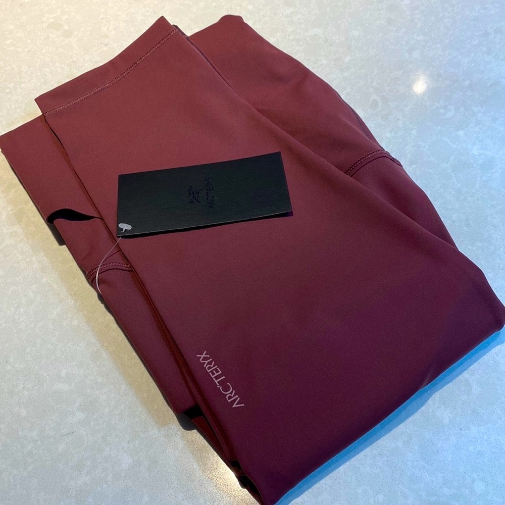 New Arcteryx size 14 essent HR lefgings I 28' colors  Jupiter woman ⭐️⭐️⭐️⭐️ - Picture 3 of 17